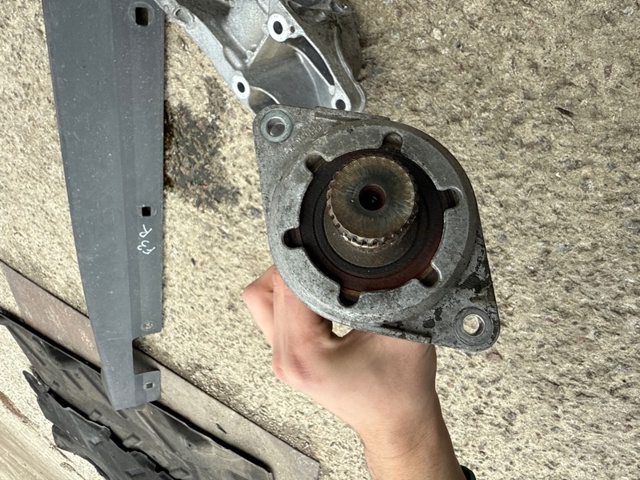 382305DA0A NISSAN Вал привода полуоси купить в Киев