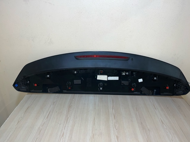 Спойлер крыши 3CM827933AGRU VAG
