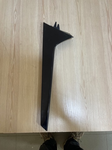 Обтекатель (спойлер) 3CM827939041 VAG