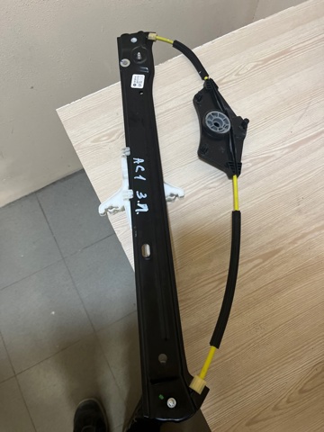 Стеклоподъемник задней левой двери 3CM839461 VAG