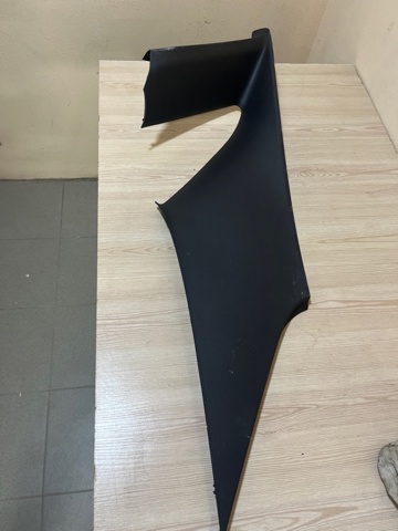 Обшивка стойки кузова внутренняя, задняя правая 3CM86724682V VAG