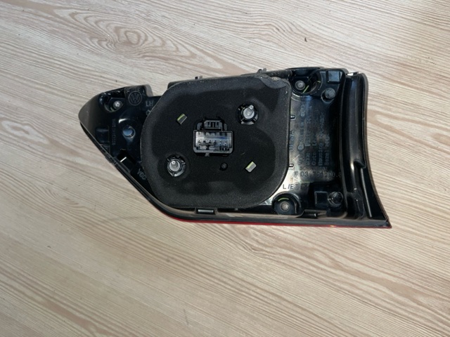3CM945307 VAG Фонарь задний левый внутренний купить в Харьков