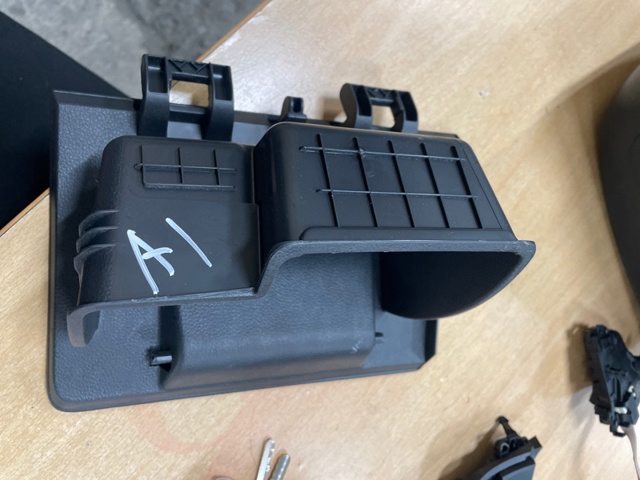 3CN857921A82V VAG Ящик перчаточный (бардачок) купить в Украина