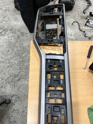 3CN858416KWBZ Накладка на торпедо купить Черкассы