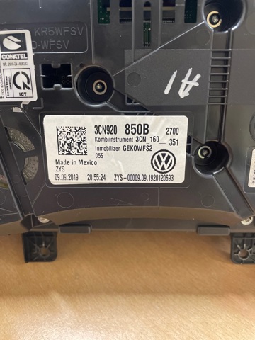 3CN920850B VAG Панель приборов купить в Черкассы
