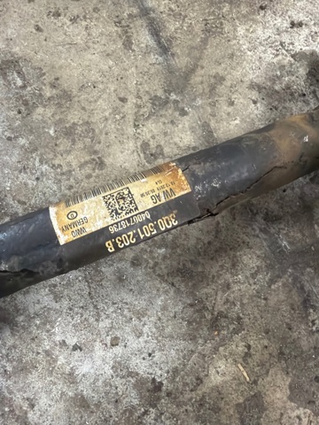 VAG 3Q0501203B Полуось задняя левая в наличии Киев