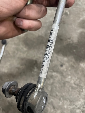 3QF411315A Стойка переднего стабилизатора купить Кривой Рог