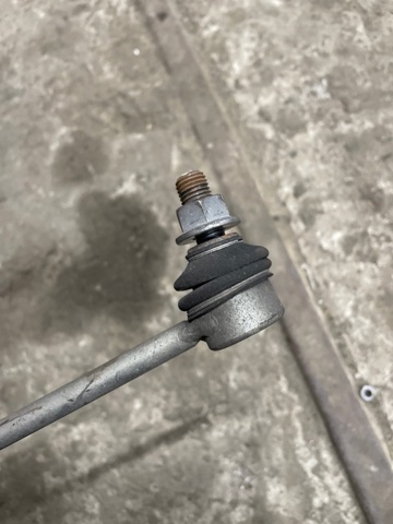 VAG 3QF411315A Стойка стабилизатора переднего в наличии Ужгород