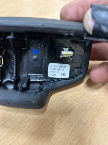 4M1713139F1KT VAG Ручка КПП купить в Днепр