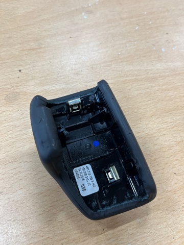 4M1713139F1KT Ручка КПП купить Чернигов