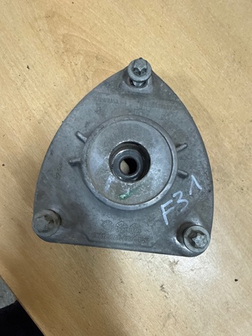 NISSAN 543205DA0A Опора амортизатора переднего в наличии Полтава