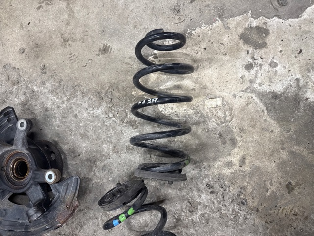 Пружина подвески задняя 550205DJ0A NISSAN