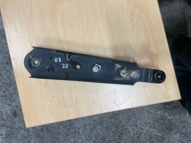 Кронштейн задней балки 554515NA0A NISSAN