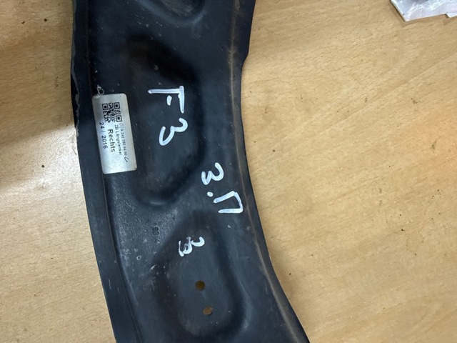 555015DJ0A NISSAN Рычаг (тяга) задней подвески продольный нижний правый купить в Житомир