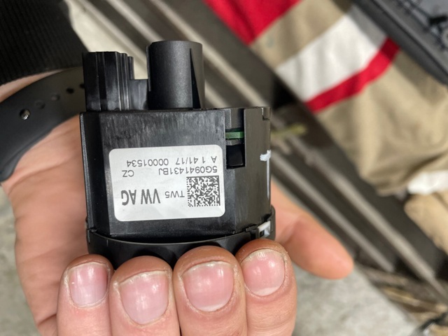 5G0941431BJ VAG Переключатель света фар на "торпедо" купить в Хмельницкий