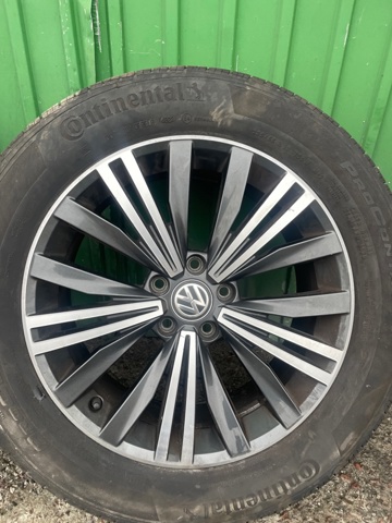 VAG 5NN601025LNQ9 Диски колесные в наличии Ирпень