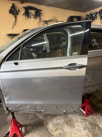 Дверь передняя, левая 5NN831055B VAG