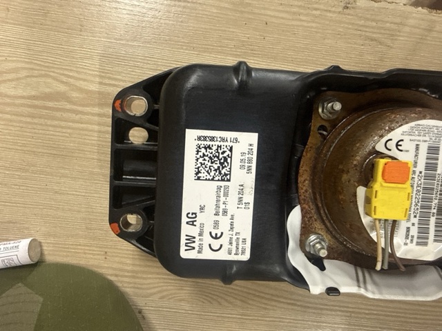 5NN880204F VAG Подушка безопасности (AIRBAG) пассажирская купить в Сумы