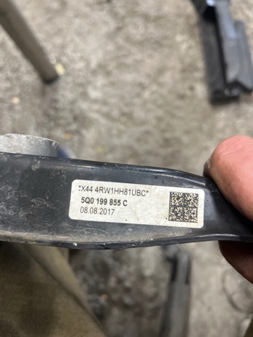 5Q0199855C Подушка (опора) двигателя задняя купить Харьков