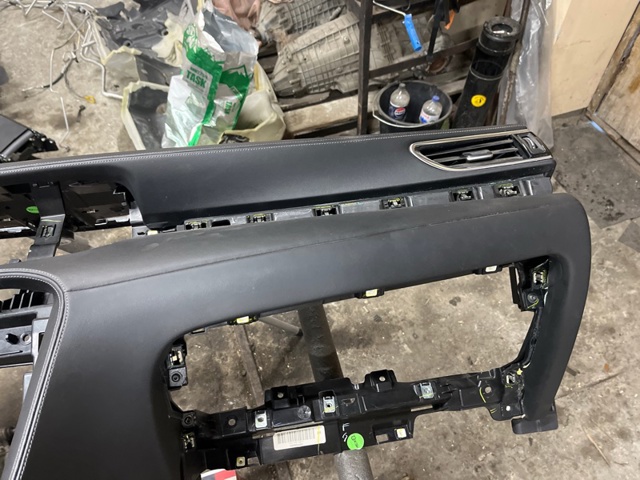 682005NA2A NISSAN купить в Павлоград