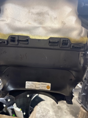 NISSAN 682405NA0A в наличии Николаев