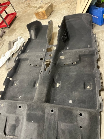 749025NA0A NISSAN Покрытие напольное салона, переднее купить в Львов