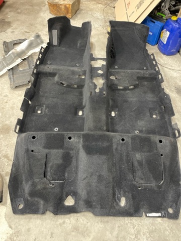 Покрытие напольное салона, переднее 749025NA0A NISSAN