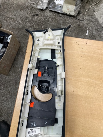 NISSAN 769135NA0A в наличии Киев