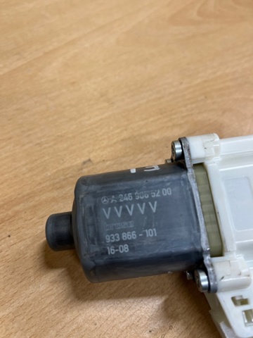 NISSAN 807305DM0A Мотор стеклоподъемника двери передней правой в наличии Николаев