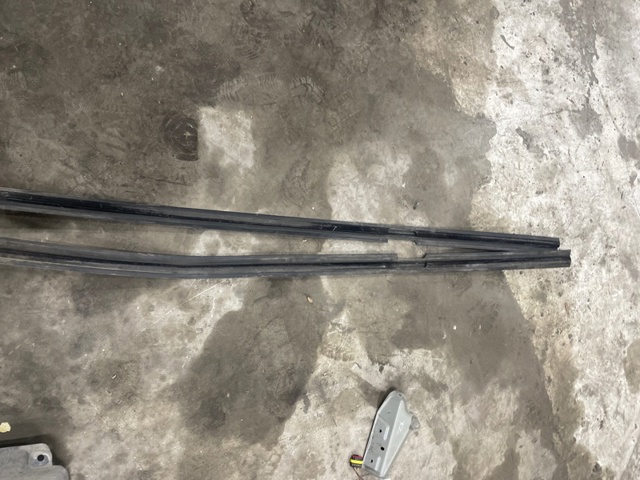 808385NA0A NISSAN купить в Ужгород