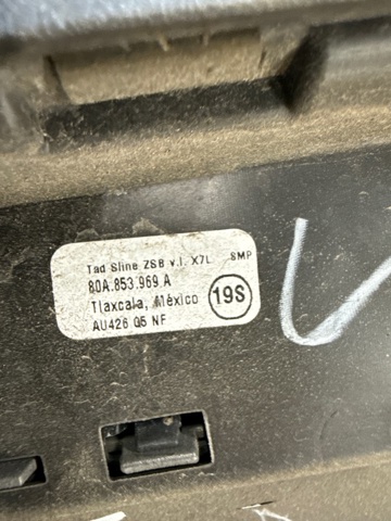 VAG 80A853969AGRU Молдинг двери задней левой нижний в наличии Харьков