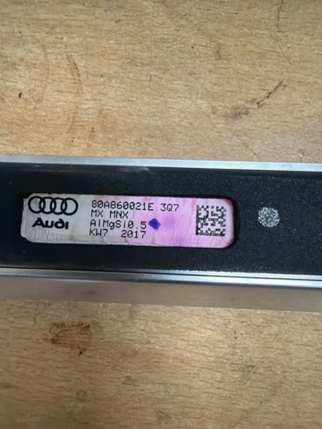 80A860021E3Q7 VAG Рейлинг крыши левый купить в Винница