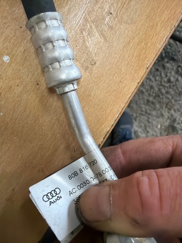 VAG 80B816720 Шланг кондиционера, от радиатора к испарителю в наличии Кривой Рог