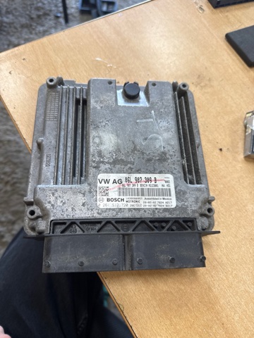 ЭБУ двигателем 83A907115B55N VAG
