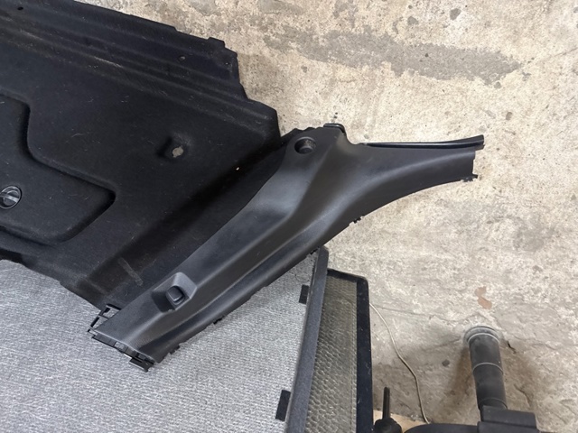 849505DA0A NISSAN Облицовка багажного отсека правая купить в Житомир