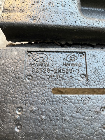 HYUNDAI 866202R500 Абсорбер (наполнитель) бампера заднего в наличии Черкассы