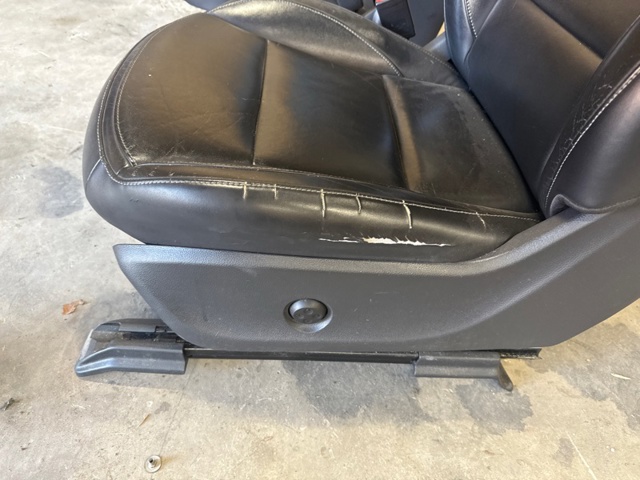 NISSAN 876605DB1A в наличии Киев