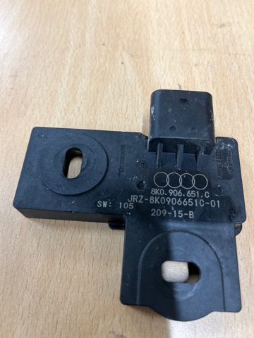 VAG 8K0906651C в наличии Днепр
