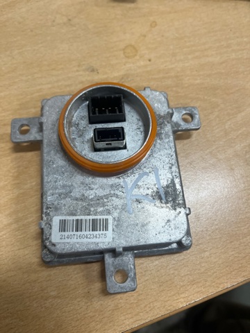 Модуль управления биксеноном 8K0941597B VAG