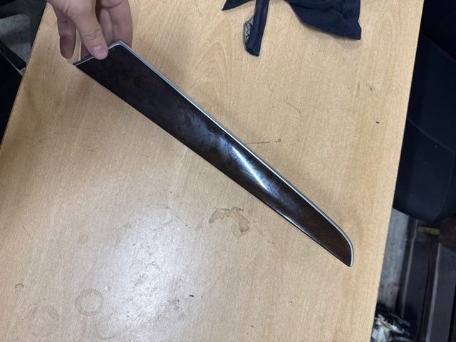 8R0867410AALE2 VAG купить в Кривой Рог