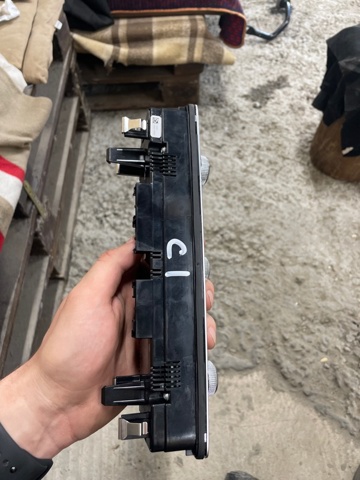 8V0820043AFIMJ Блок управления кондиционером купить Николаев