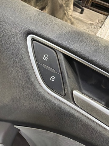 Выключатели 8V2962108ANV6 VAG