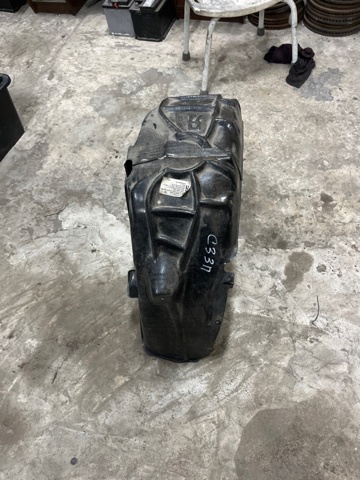 Подкрылок задний правый 8V5810172C VAG
