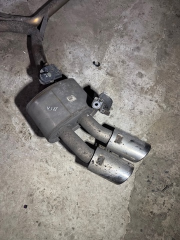 Выхлоп задний 8W0253609K VAG