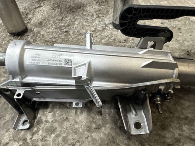 8W0419501G Рулевая колонка купить Ужгород
