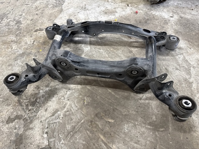 8W0505235AK Балка задней подвески (подрамник) купить Хмельницкий