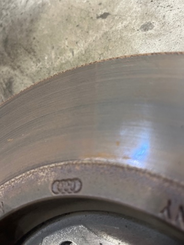 VAG 8W0615601C Тормозные диски в наличии Винница