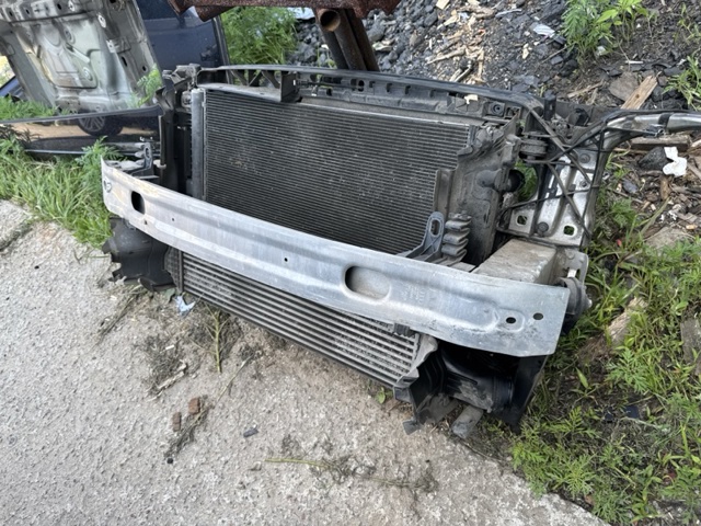 Оперение в сборе 8W0805594 VAG