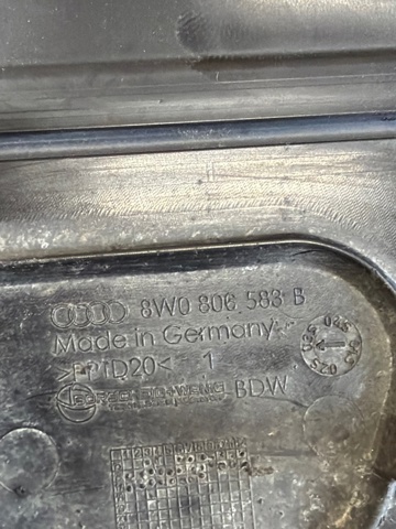 8W0806583B купить Ровно