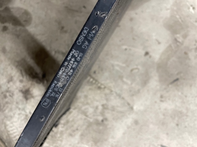 VAG 8W0816421J Радиатор кондиционера в наличии Ровно